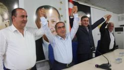 Saadet Partili üç başkan AK Parti'ye geçti...