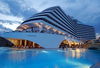 Titanic Otel'in taşeronu uyuşturucudan tutuklandı