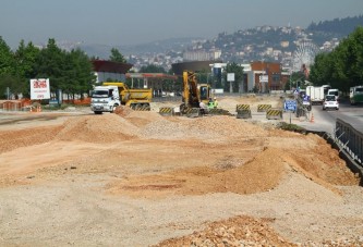 Trafik rahatlayacak; Outlet kavşağında ayaklar yükseliyor