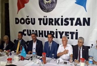 Türk Dünyası Doğu Türkistan Zirvesinde Buluştu