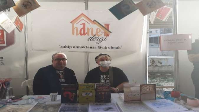 Yazarımız Göksel Erkılıç kitap fuarında imzaladı