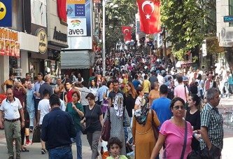 Yollar değil ama kent tıkandı