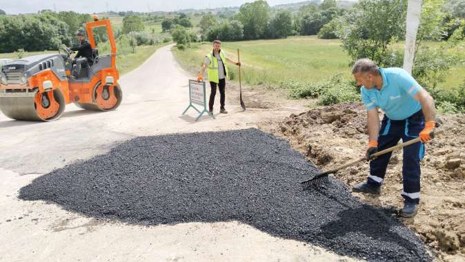 Yollar ve kaldırımlar bayrama hazırlanıyor