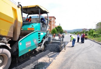 Zübeyde Hanım’da asfaltlama çalışması